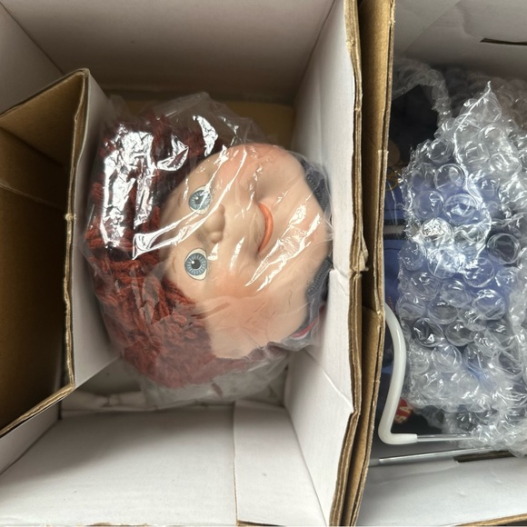 The Danbury Mint Porcelain Collector 1996 Olympics Cabbage Patch Kids Dolls - Picture 3 of 9